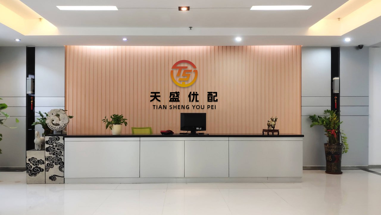 涵星配资 不只是降息！鲍威尔明年离职后，美联储“美元互换”会成特朗普“核武器”吗？